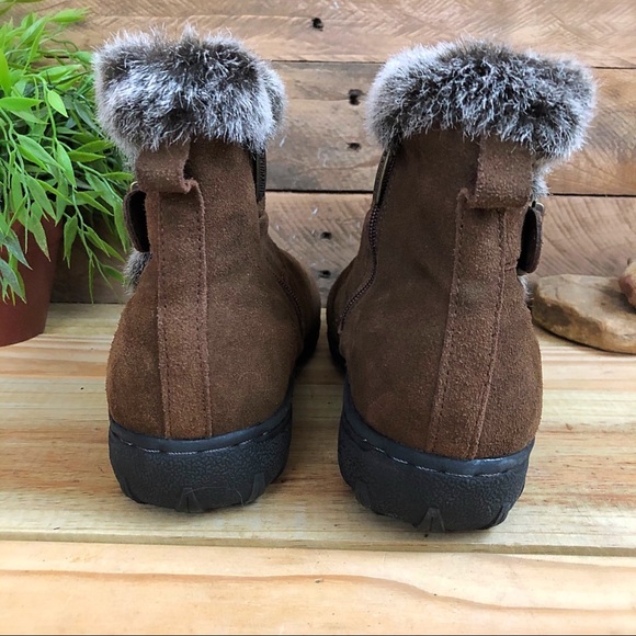 Khombu suede & faux fur booties in chocolate - Picture 4 of 8